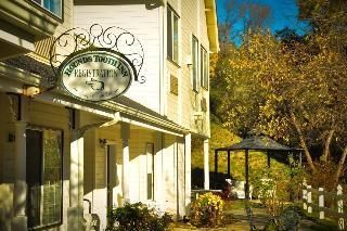 Hounds Tooth Bed & Breakfast Oakhurst